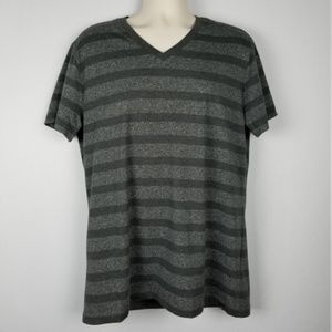 AMPLIFY Men's V Neck Shirt -Blk/Grey-Size XL- UD13